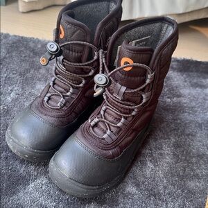 Bogs Kids Black and Gray Winter Boots